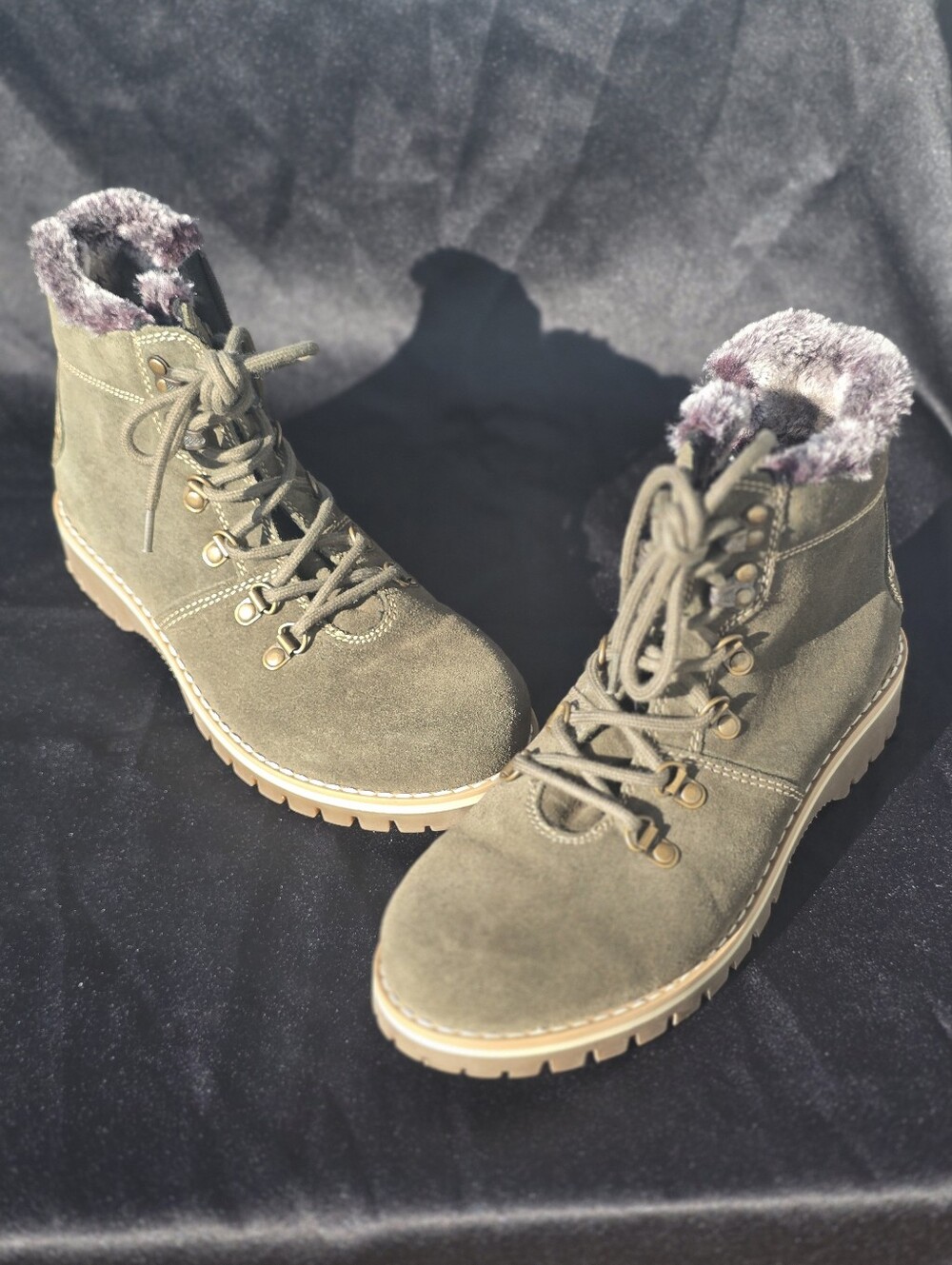 Earth Shoes Ranger Acadia Olive Green Faux Fur Hiker Boots 8.5